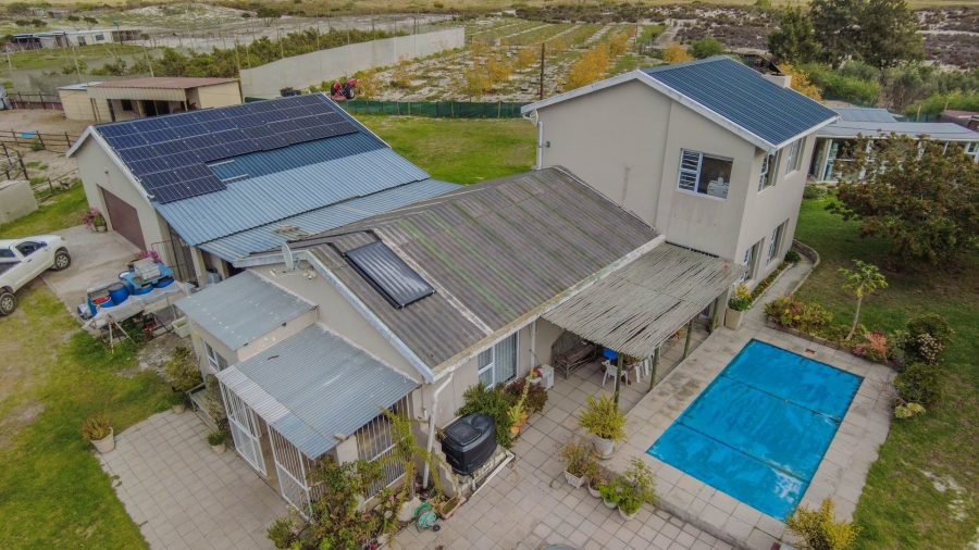 3 Bedroom Property for Sale in Hartebeesfontein Western Cape